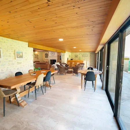 Lou Cantou Sur Lunain-piscine & Nordique Vakantiehuis *